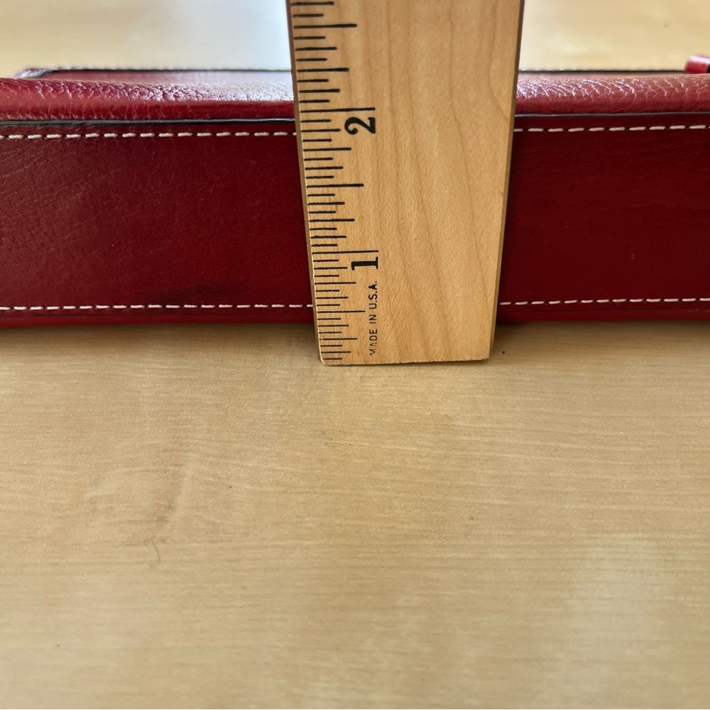 Wilsons Leather Red Leather Kiss-Lock Wristlet Clutch - Picture 3 of 7